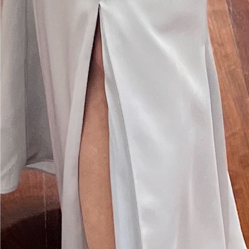 💕Montage by Mon Cheri ice gray mother of bride dress with matching shawl - Picture 7 of 16